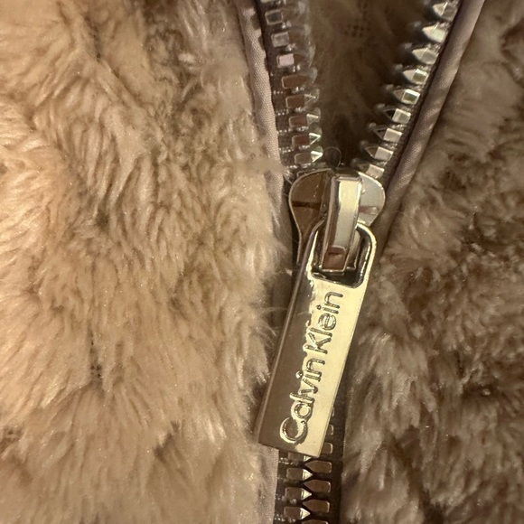 Calvin Klein women’s vest size medium - Picture 4 of 4